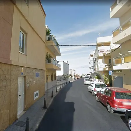 Los Cristianos 200m From Beach Wifi * لوس كريستيانوس